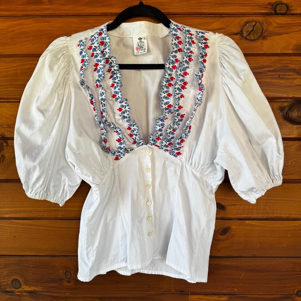 VINTAGE | TRACHTEN Romantic CottageCore  Cotton Puff Sleeve White Blouse 
 XS/S
